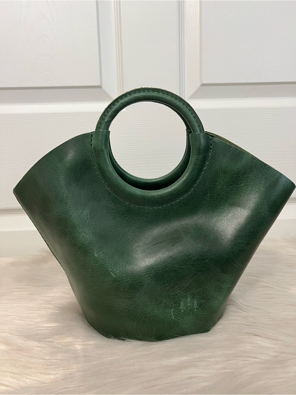 Portland Leather Milian Emerald Green Circle-Handle Tote Bucket Bag - Picture 10 of 13